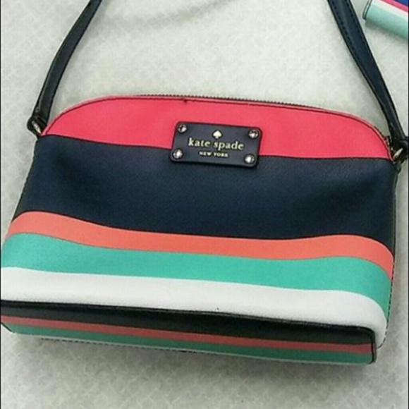 I am looking for Kate Spade tropical stripe hanna - Picture 1 of 1